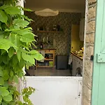 펜션 Familial Avec Jardin A *